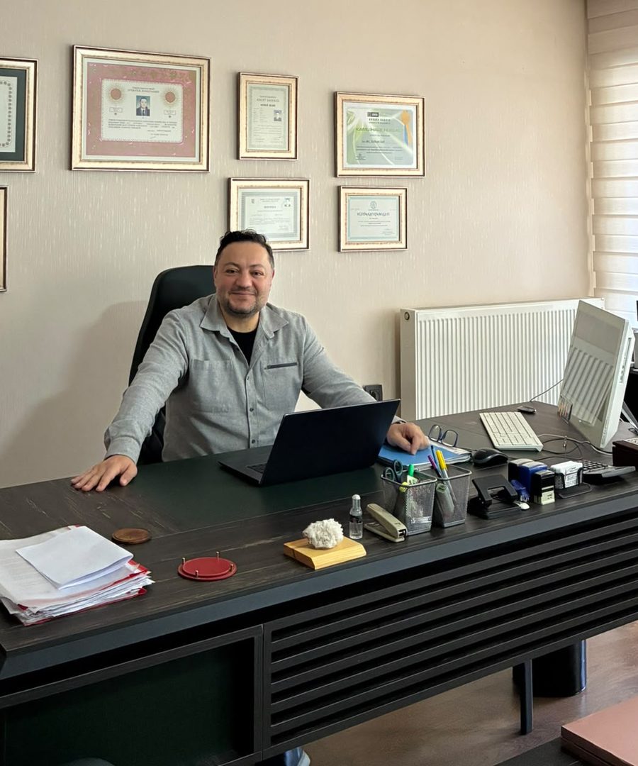Av. Volkan İSET